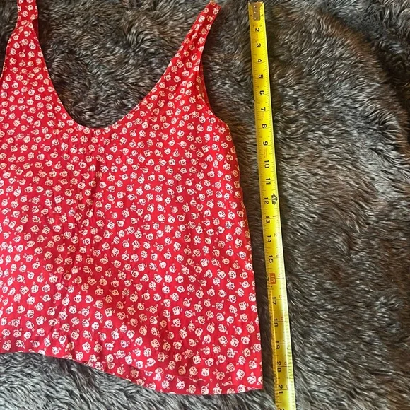 Reformation tank xs - Picture 4 of 6